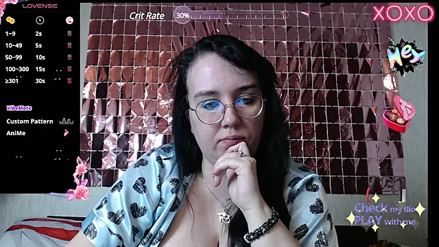 Snapshot of LeonaHarrison chatting on 02.24.25 LeonaHarrison online show from 02.24.25