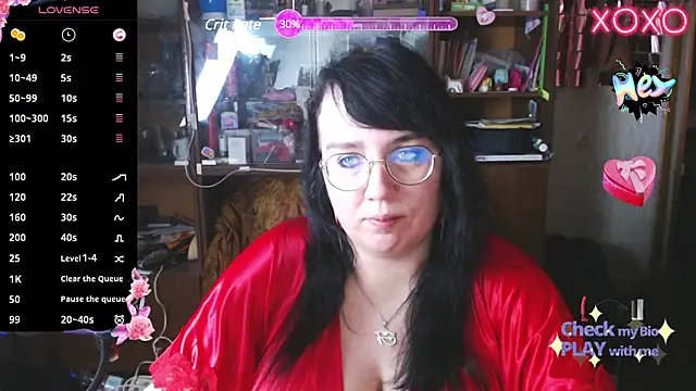 Snapshot of LeonaHarrison chatting on 03.04.25 LeonaHarrison online show from 03.04.25