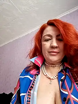 KiraXTender online show from 03.08.25