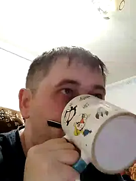 Snapshot of tores992 chatting on 12.18.24 tores992 online show from 12.18.24