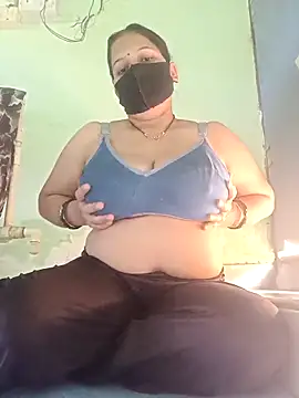 Snapshot of sematomar chatting on 02.17.25 sematomar online show from 02.17.25