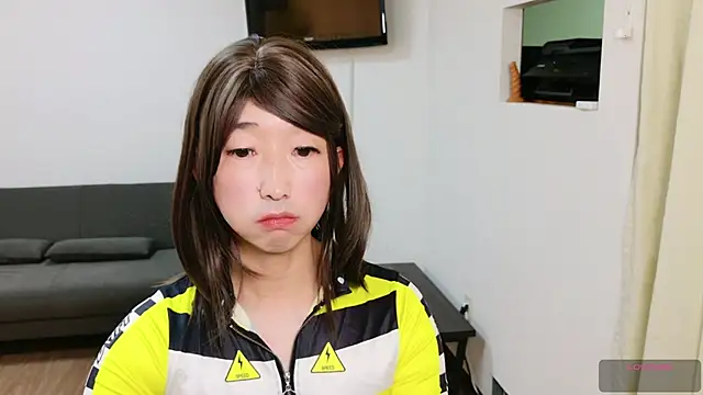 Snapshot of Kanae_sweet chatting on 12.17.24 Kanae sweet online show from 12.17.24