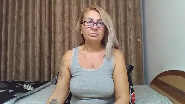 PussyEvely online show from 11.07.25