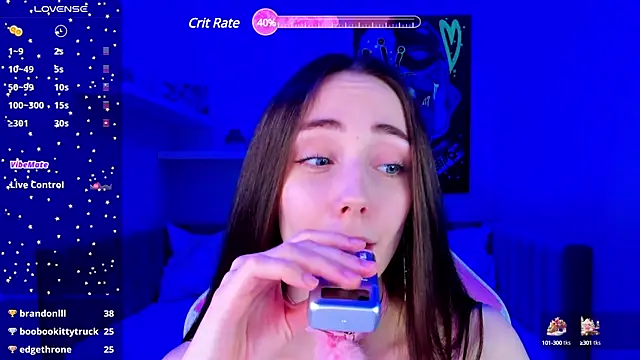 Snapshot of Lexi_Split chatting on 03.19.25 Lexi Split online show from 03.19.25