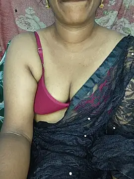 Snapshot of Malluivaniya chatting on 10.16.25 Malluivaniya online show from 10.16.25