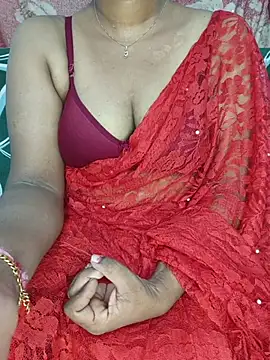 Snapshot of Malluivaniya chatting on 10.25.25 Malluivaniya online show from 10.25.25