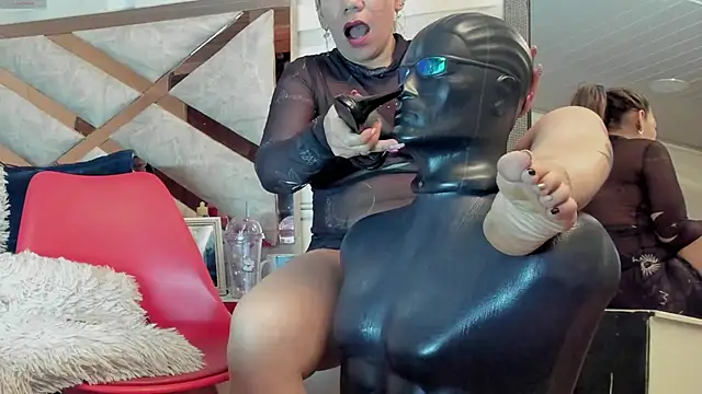  BrendaMichel  online show from 02.13.25