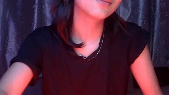 Snapshot of cute_sapna chatting on 09.11.25 cute sapna online show from 09.11.25