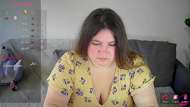 Snapshot of your_soul_Anna chatting on 10.10.25 your soul Anna online show from 10.10.25