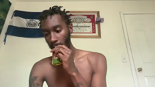 Snapshot of ITSONLYKENNY chatting on 09.25.25 ITSONLYKENNY online show from 09.25.25