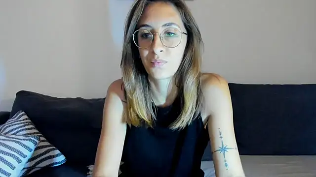 DesireMore90 online show from 09.23.25