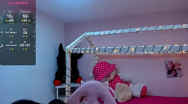 Snapshot of SALMA_G chatting on 01.12.25 SALMA G online show from 01.12.25
