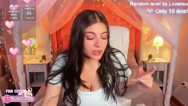 Snapshot of Ellie_Jhonson__ chatting on 03.04.25 Ellie Jhonson   online show from 03.04.25