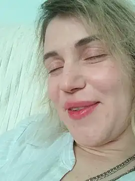 Snapshot of Linda_Gregory chatting on 03.12.25 Linda Gregory online show from 03.12.25