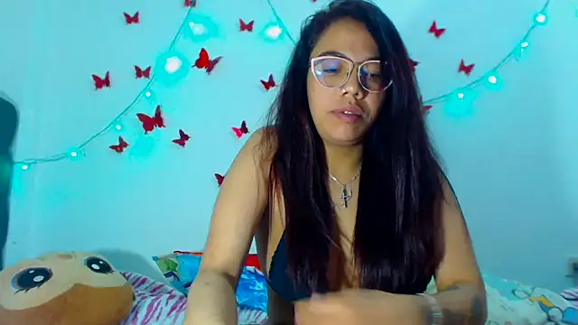 AmaraRoberts420 online show from 12.23.24