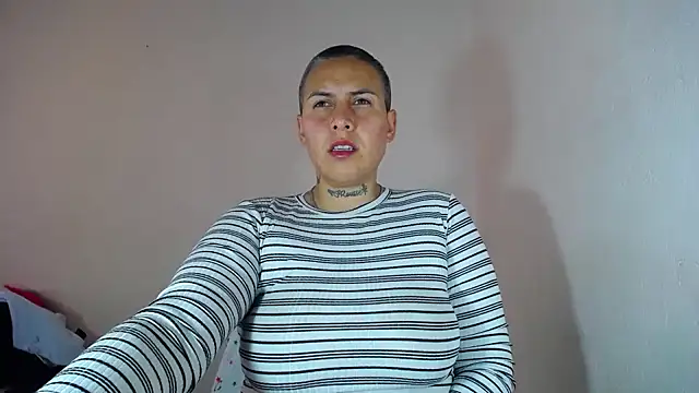 Yessi rousse online show from 12.14.24