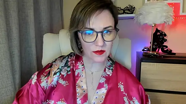 feliziaDesire online show from 11.17.25