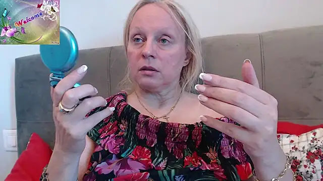 martachatte online show from 09.29.25