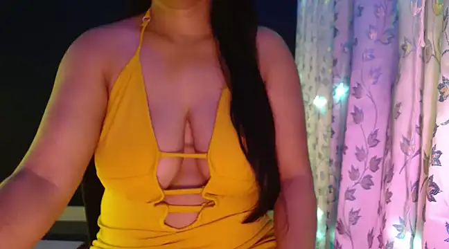 Snapshot of janifer001 chatting on 12.26.24 janifer001 online show from 12.26.24