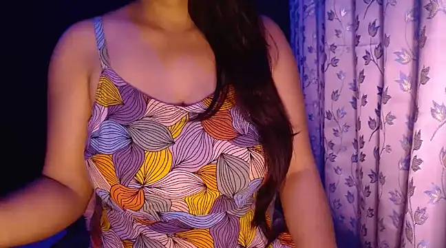 Snapshot of janifer001 chatting on 03.02.25 janifer001 online show from 03.02.25