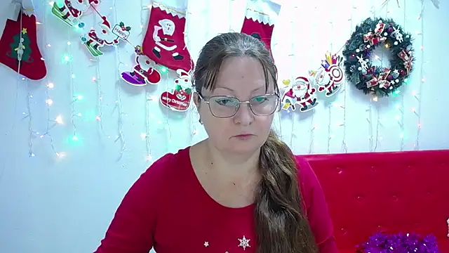 VanessaHotts online show from 12.28.24