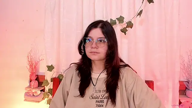 Snapshot of Mey_moon chatting on 02.12.25 Mey moon online show from 02.12.25