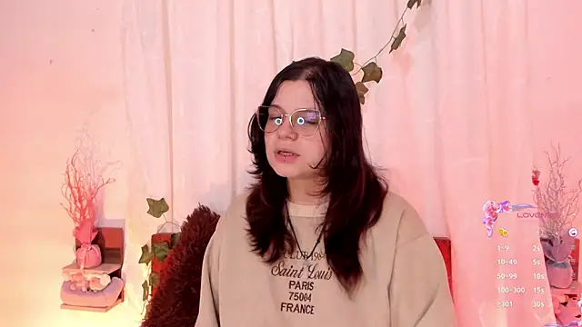 Snapshot of Mey_moon chatting on 03.13.25 Mey moon online show from 03.13.25