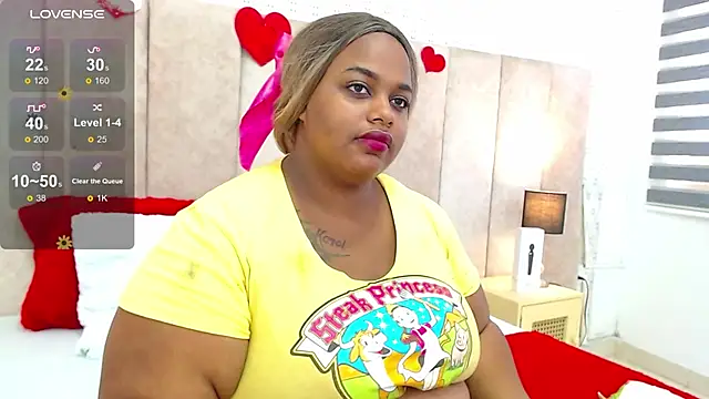 KiaraBrownn online show from 03.08.25