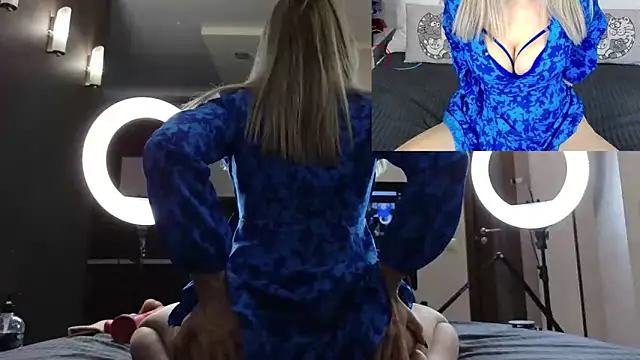 Snapshot of IsabellaDeRosa chatting on 12.27.24 IsabellaDeRosa online show from 12.27.24