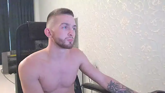 Snapshot of Marselle_Laker chatting on 01.12.25 Marselle Laker online show from 01.12.25