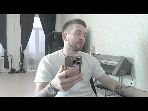 Snapshot of Marselle_Laker chatting on 11.28.25 Marselle Laker online show from 11.28.25