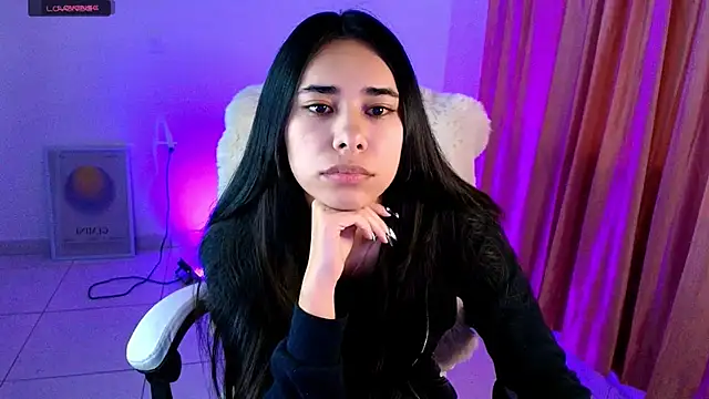 AmyOlimpo online show from 10.25.25