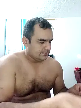 Snapshot of Angeelus2 chatting on 12.17.24 Angeelus2 online show from 12.17.24