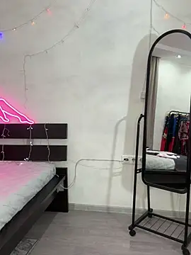 Snapshot of Milf_Tea chatting on 12.29.24 Milf Tea online show from 12.29.24