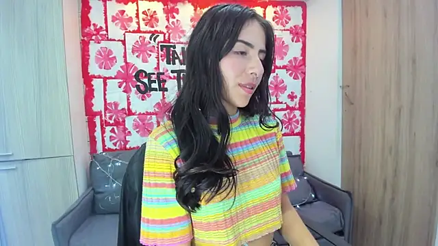 Snapshot of Mhelanny2 chatting on 02.16.25 Mhelanny2 online show from 02.16.25