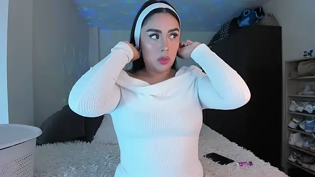 Snapshot of rosalie_lust chatting on 03.07.25 rosalie lust online show from 03.07.25