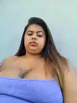 Snapshot of biancabombombbw chatting on 01.06.25 biancabombombbw online show from 01.06.25