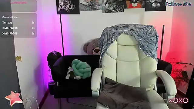 xx adrihanna xx online show from 02.28.25