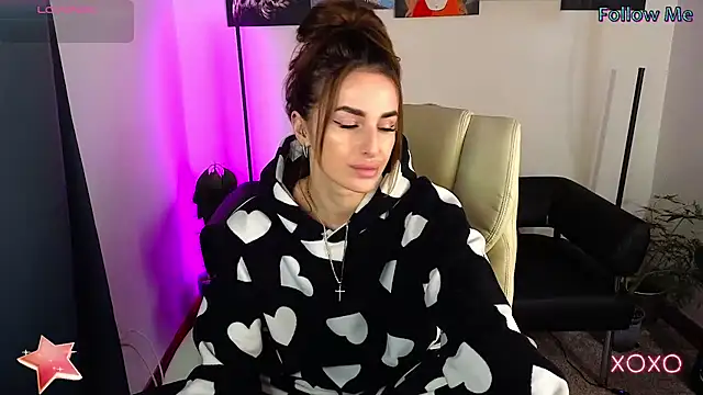 xx adrihanna xx online show from 03.11.25