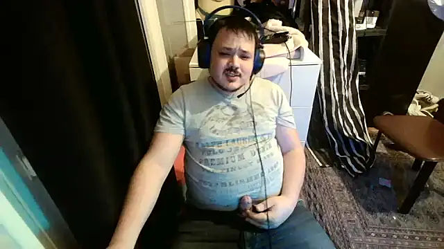 Snapshot of Bebemickey75 chatting on 02.26.25 Bebemickey75 online show from 02.26.25