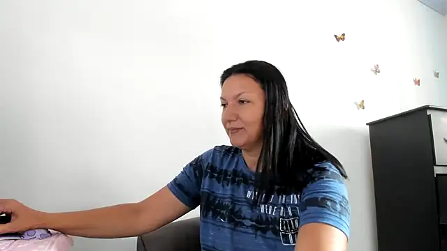 Snapshot of Angelblue_ chatting on 01.15.25 Angelblue online show from 01.15.25