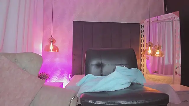 kataliina   online show from 12.20.24