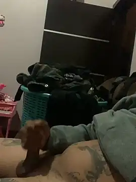 Snapshot of giovzaev chatting on 12.08.24 giovzaev online show from 12.08.24