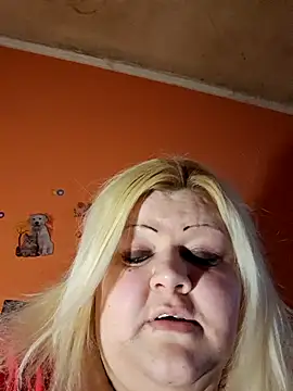 Snapshot of ducicsajsziii chatting on 03.18.25 ducicsajsziii online show from 03.18.25