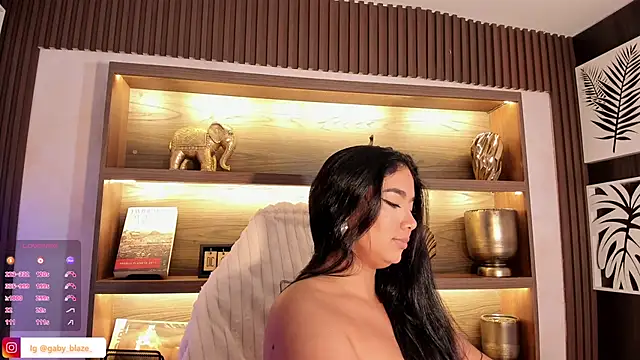 Snapshot of Gaby_Blaze chatting on 12.07.24 Gaby Blaze online show from 12.07.24
