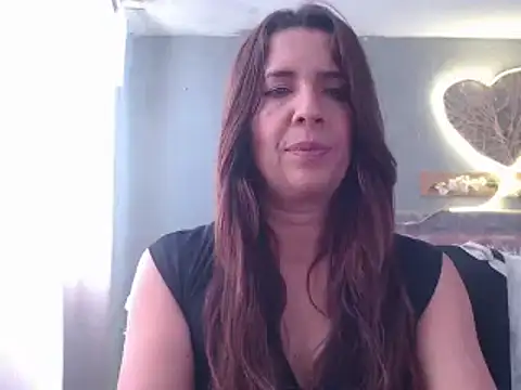 Snapshot of Victoria_meester chatting on 12.15.24 Victoria meester online show from 12.15.24