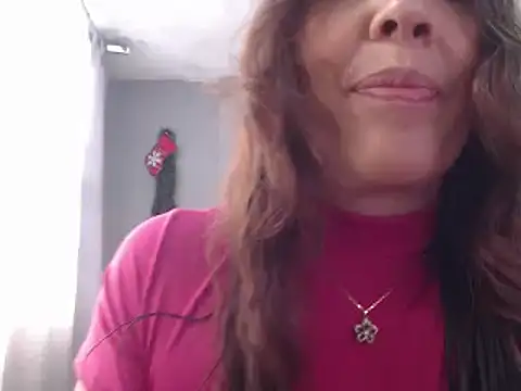 Snapshot of Victoria_meester chatting on 12.19.24 Victoria meester online show from 12.19.24
