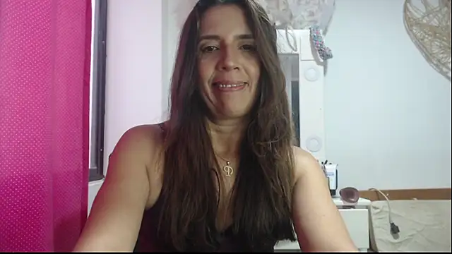 Snapshot of Victoria_meester chatting on 01.20.25 Victoria meester online show from 01.20.25