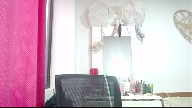 Snapshot of Victoria_meester chatting on 01.30.25 Victoria meester online show from 01.30.25