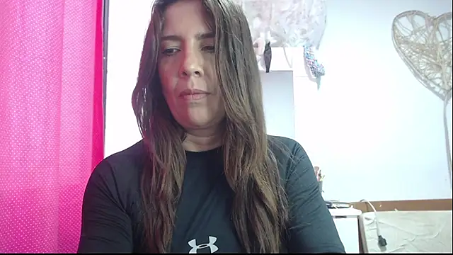 Snapshot of Victoria_meester chatting on 02.12.25 Victoria meester online show from 02.12.25